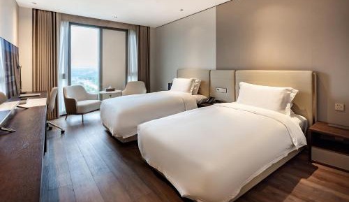 Business Twin Room