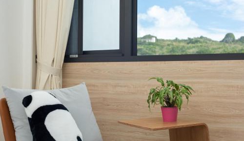 King Room with Mountain View