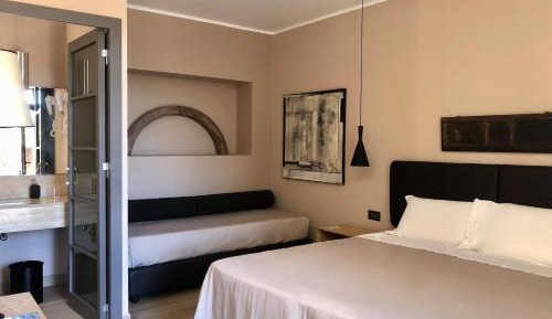 Executive Triple Room