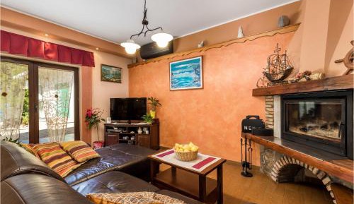 Two-Bedroom Holiday Home