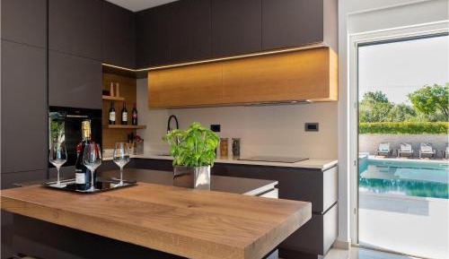 Four-Bedroom Holiday Home