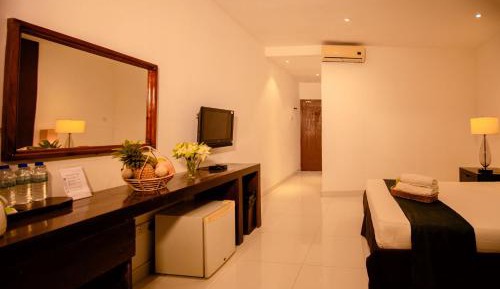 Triple Room with Lake View