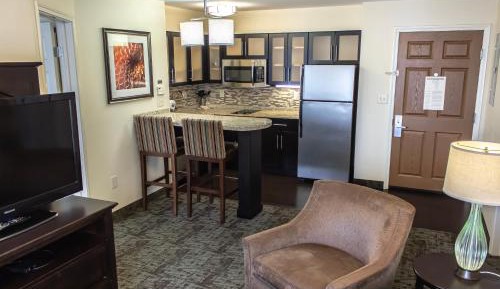 Two-Bedroom with Two Bathrooms and Hearing Accessible Roll In Shower - Non-Smoking