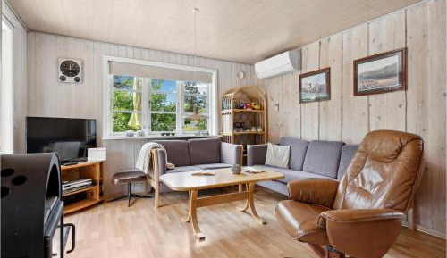 Two-Bedroom Holiday Home