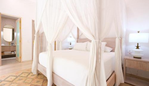 Three-Bedroom Holiday Home 