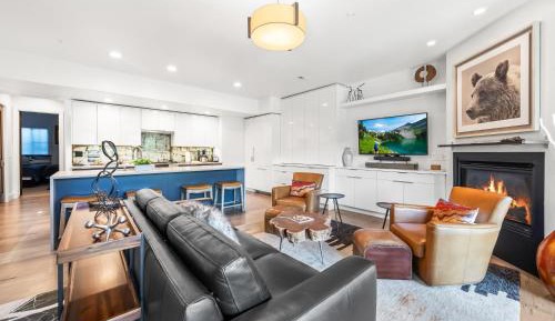 Three-Bedroom Townhouse