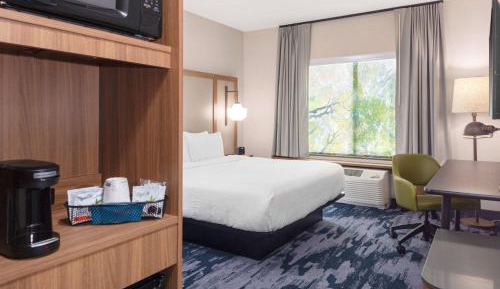 King Room with Mountain View