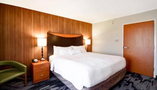 Guest room, 1 King or Queen (Hearing Accessible)