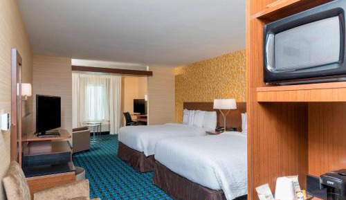 Executive Queen Studio with Two Queen Beds and Sofa Bed