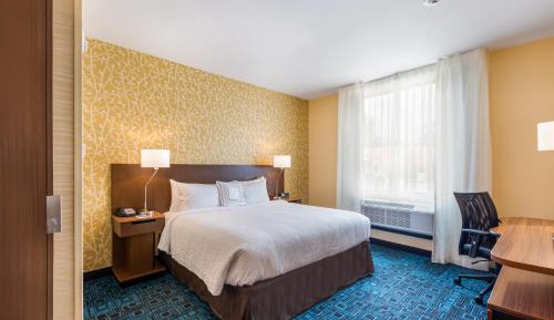 Guest Room with King Bed