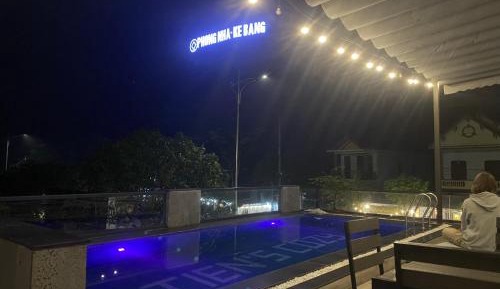 King Room with Pool View