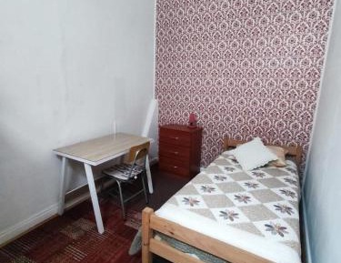 Standard Single Room with Shared Bathroom