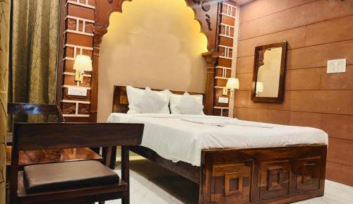 Double Room with Mountain View