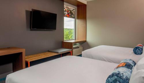 Aloft, Guest room, 2 Queen