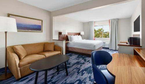 King Room with Sofa Bed