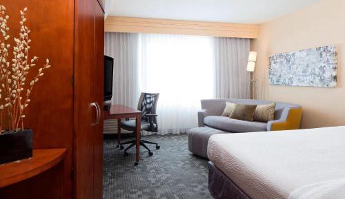 King Room with Sofa Bed