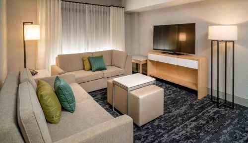 1 Bedroom Presidential Suite, 1 King, Sofa bed