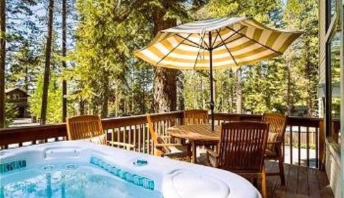 Five-Bedroom Holiday Home