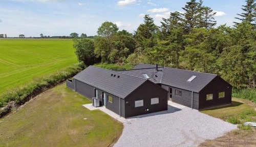 Six-Bedroom Holiday Home