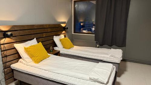 Triple Room with Shared Toilet