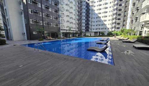 Two-Bedroom Apartment with Pool View