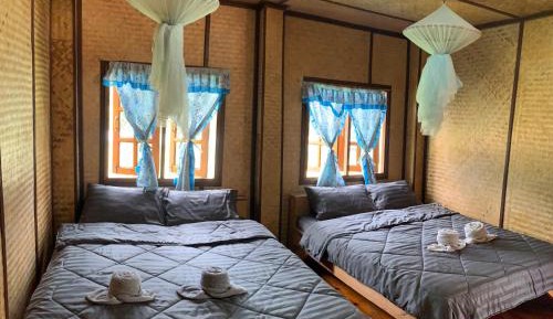 Quadruple Room with Private Bathroom