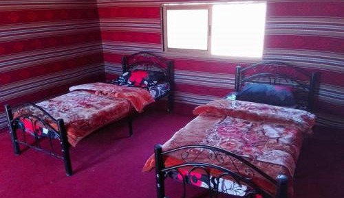 Single Room with Mountain View