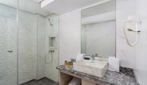 Deluxe Junior Suite