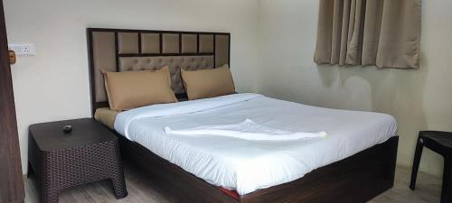 Suite with Mountain View