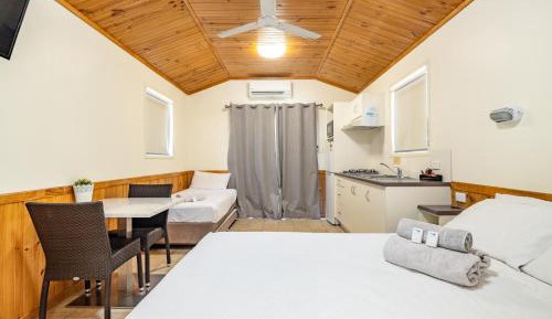 Deluxe Triple Room with Sea View