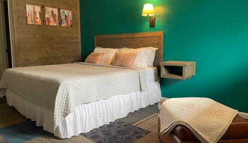 Deluxe Single Room