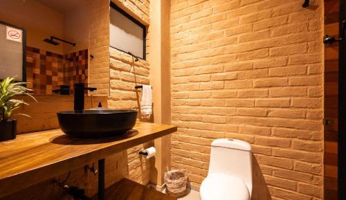 Twin Room with Private Bathroom