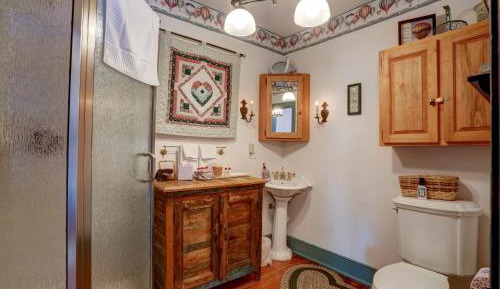 Double Room with Shared Bathroom