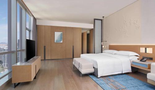 Grand King Room