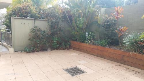 Two-Bedroom Deluxe Apartment with Garden View