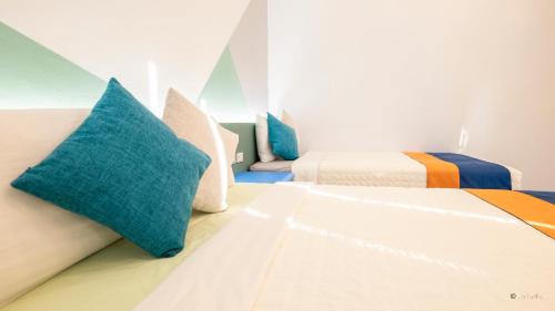 Deluxe Triple Room with Bathtub