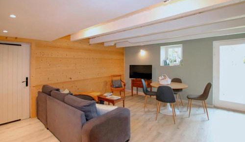 Two-Bedroom Holiday Home