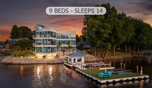 Five-Bedroom Holiday Home