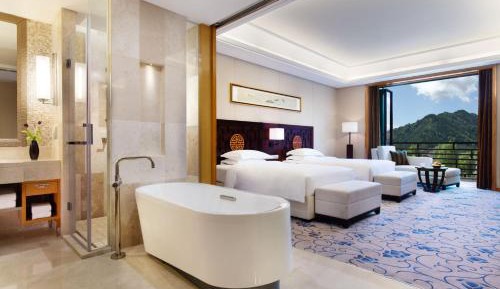 Twin Room with Courtyard View
