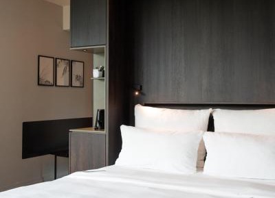 Standard Double Room - Homely Green