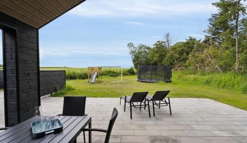 Six-Bedroom Holiday Home