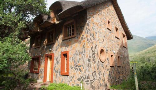 Four-Bedroom Chalet with River View