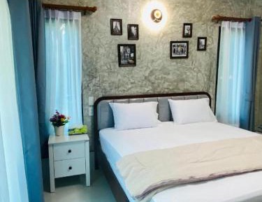 Deluxe Bungalow with Garden View