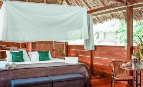 Deluxe Bungalow with Garden View