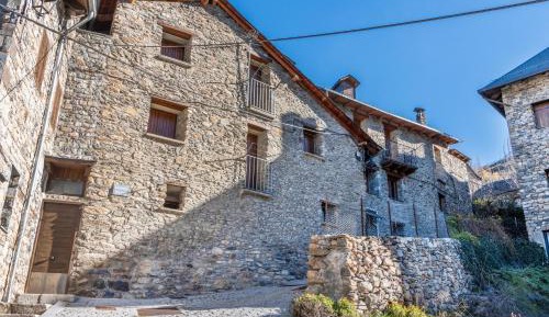 Superior One-Bedroom Apartment with Balcony