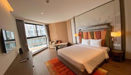 Double Room with Pool View