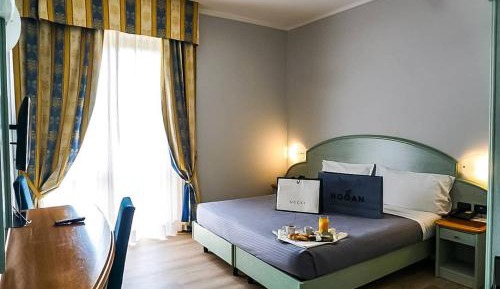 Junior Suite with Balcony