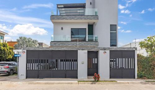 Seven-Bedroom House