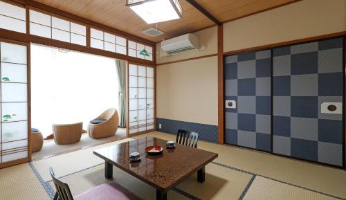 Japanese-Style Room
