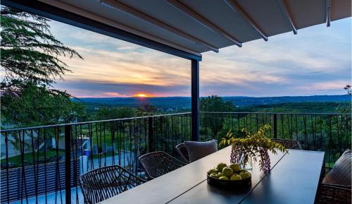 Four-Bedroom Holiday Home